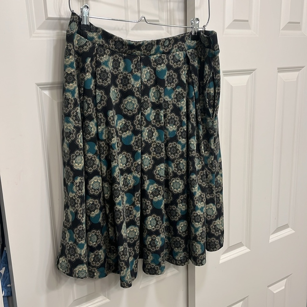 LuLaRoe Madison Skirt Green Black XL